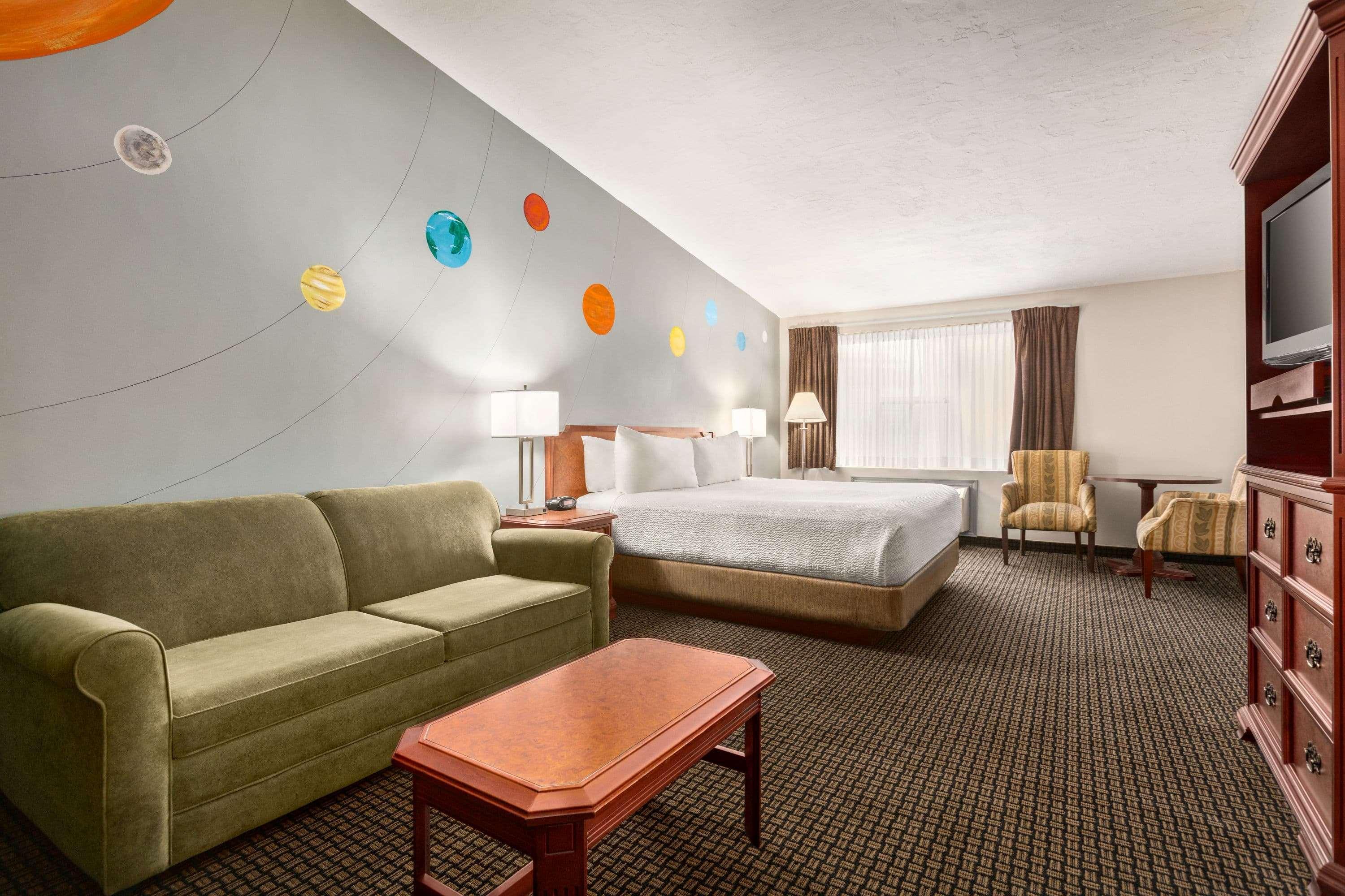 Days Inn & Suites By Wyndham Moncton Bagian luar foto