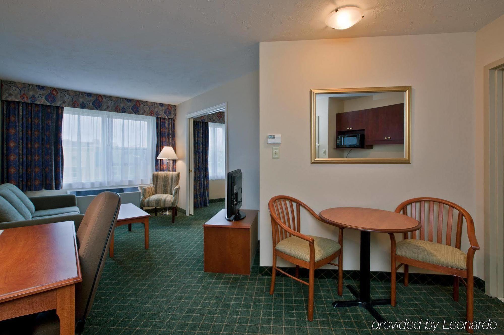 Days Inn & Suites By Wyndham Moncton Ruang foto